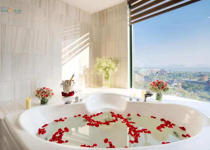 Dream Hotel Hạ Long