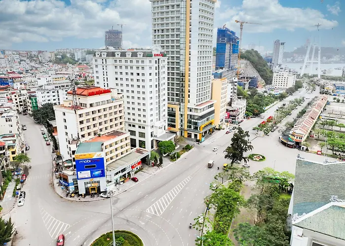 Dream 4* Hạ Long