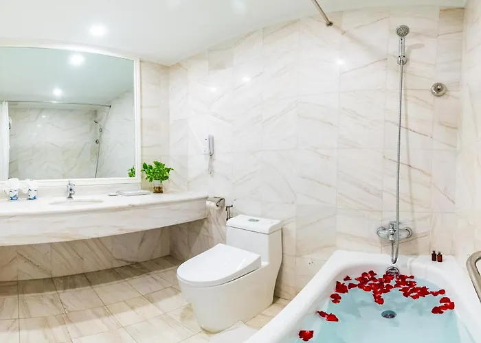 Dream Hotel 4*