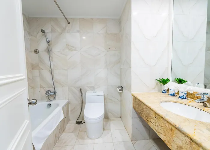 Dream Hotel 4*